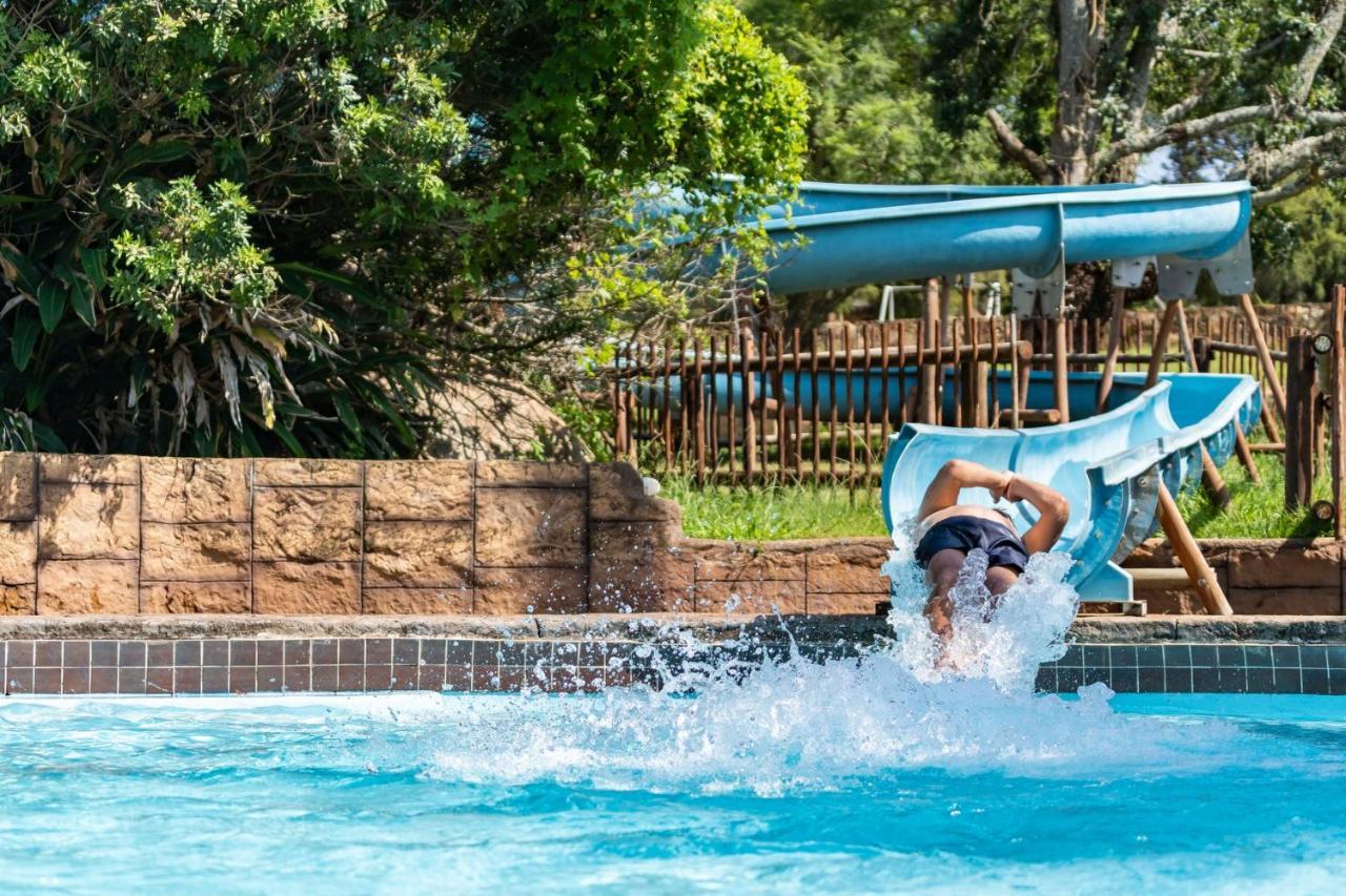 Gooderson Leisure Natal Spa Self Catering And Timeshare Resort Paulpietersburg Buitenkant foto