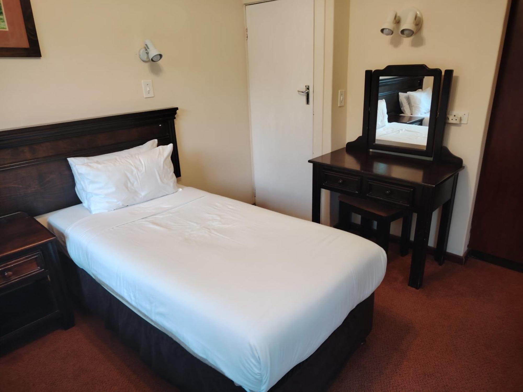 Gooderson Leisure Natal Spa Self Catering And Timeshare Resort Paulpietersburg Buitenkant foto