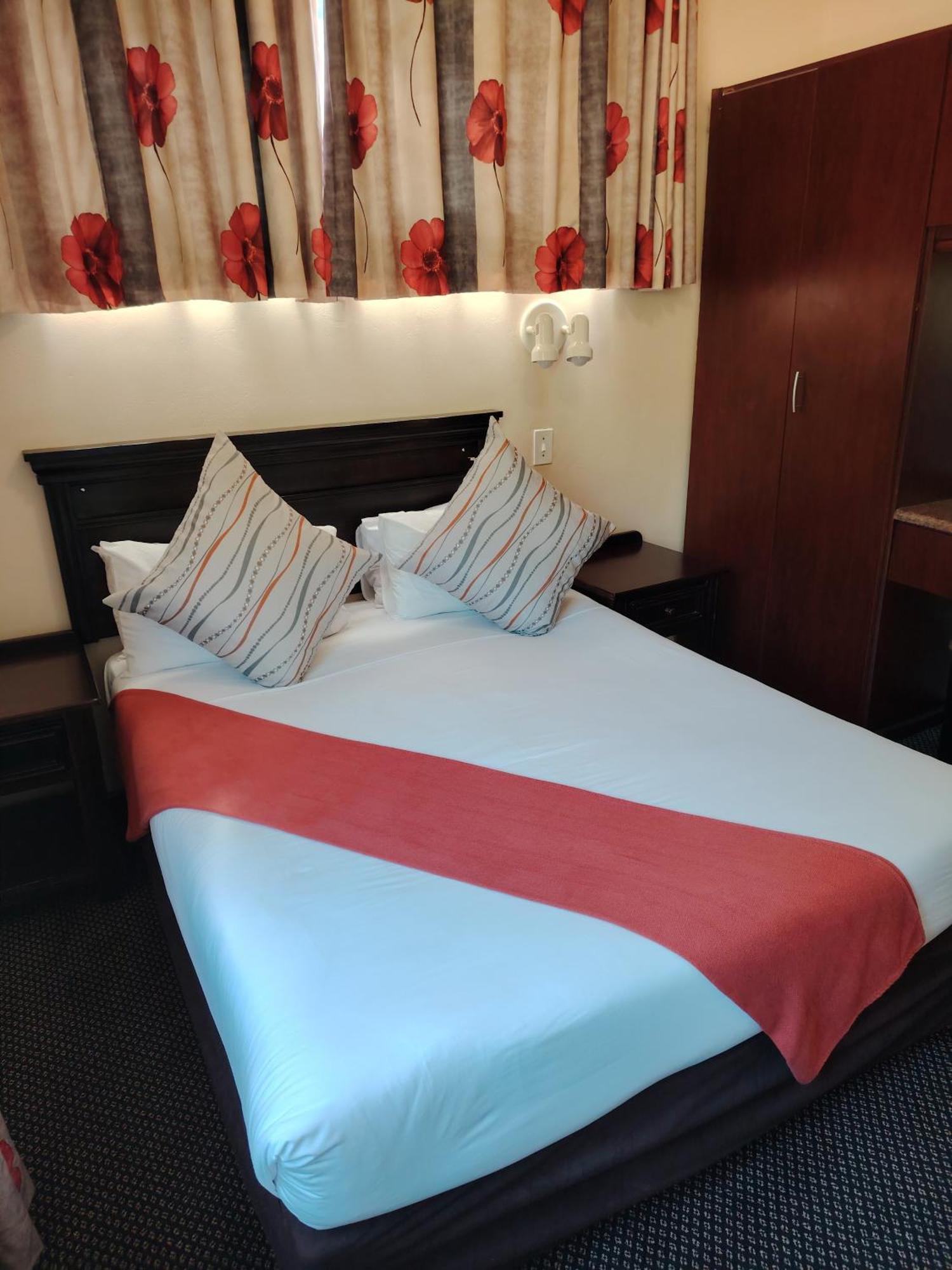 Gooderson Leisure Natal Spa Self Catering And Timeshare Resort Paulpietersburg Buitenkant foto